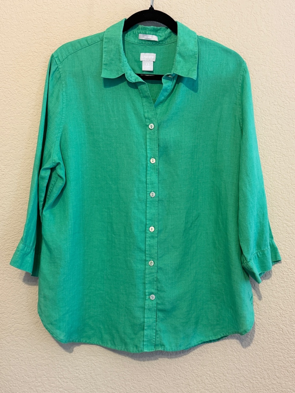 CHICO'S SZ 2.5 / 14 NO IRON 100% Linen Green Button Up Top Shirt 3/4 Sleeve